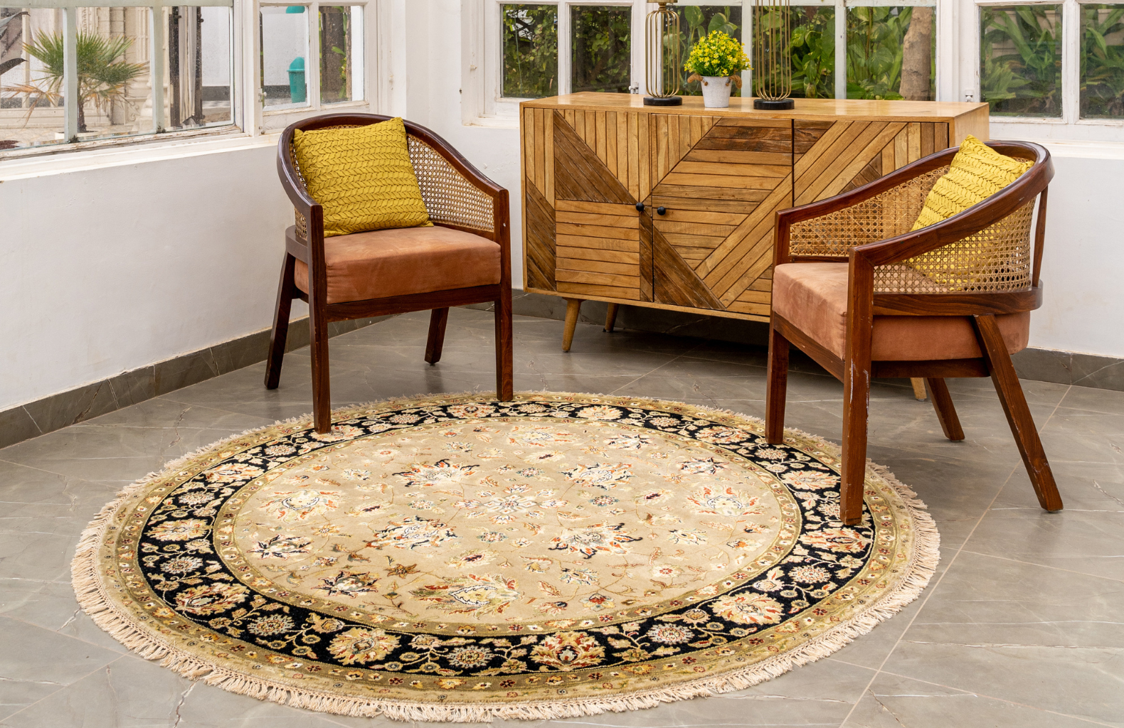 Buy Carpets in Delhi – Premium handmade round floral carpet with intricate traditional patterns for elegant home interiors
