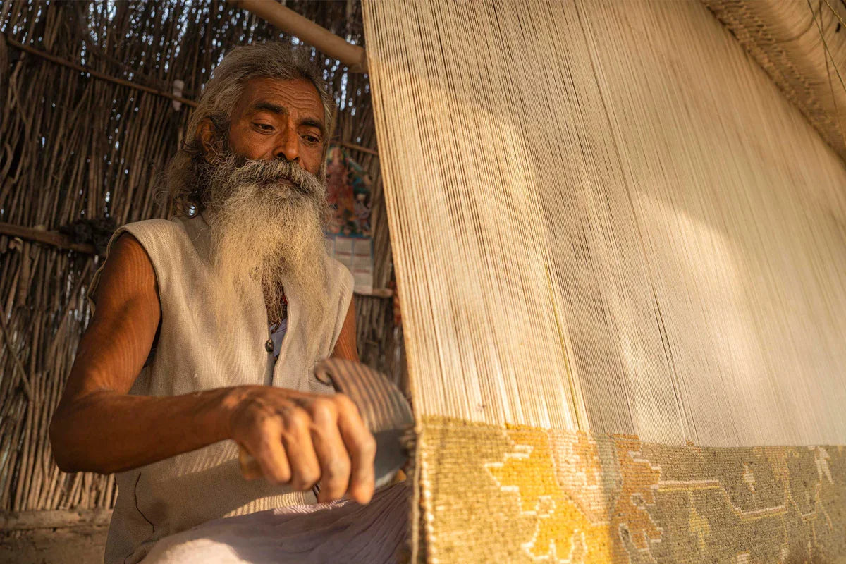 Eco-Friendly Rugs: Why Handmade Rugs Are a Sustainable Choice - Luxurify