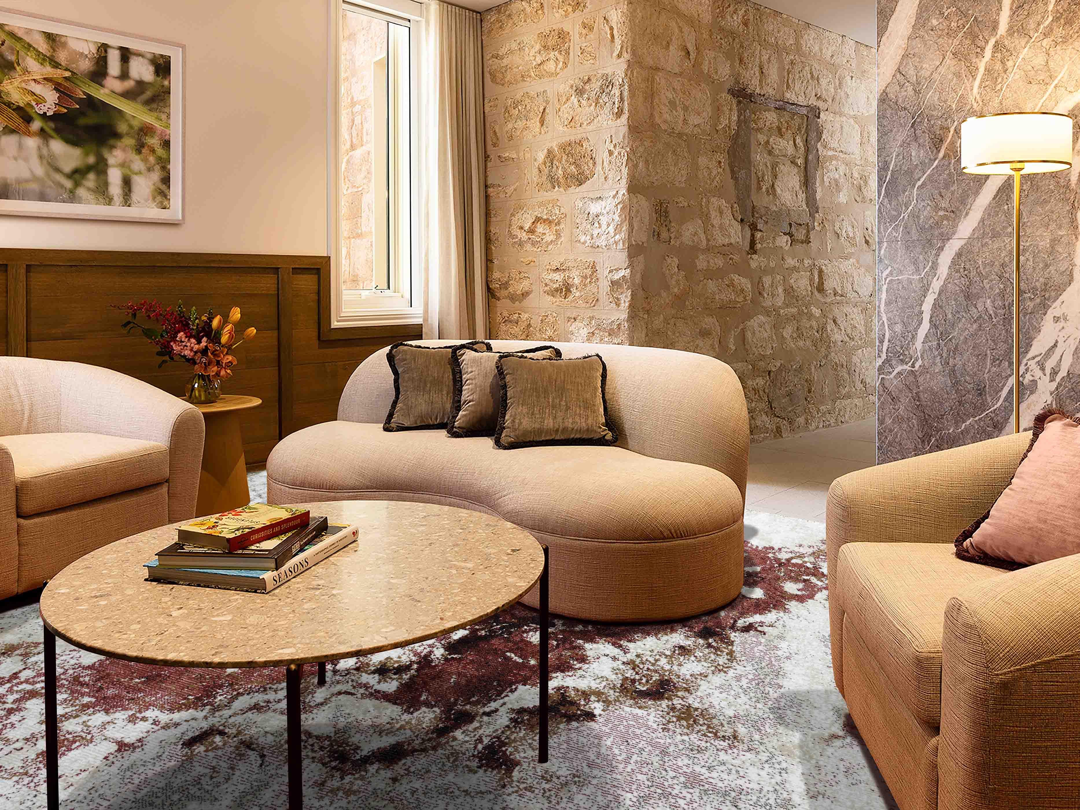 MN-002 | FT 2' X 5' | FT 3' X 5' | FT 4' X 6' | FT 5' X 7' | FT 6' X 9' | MODERN RUGS | MAROON/WALNUT - Luxurify