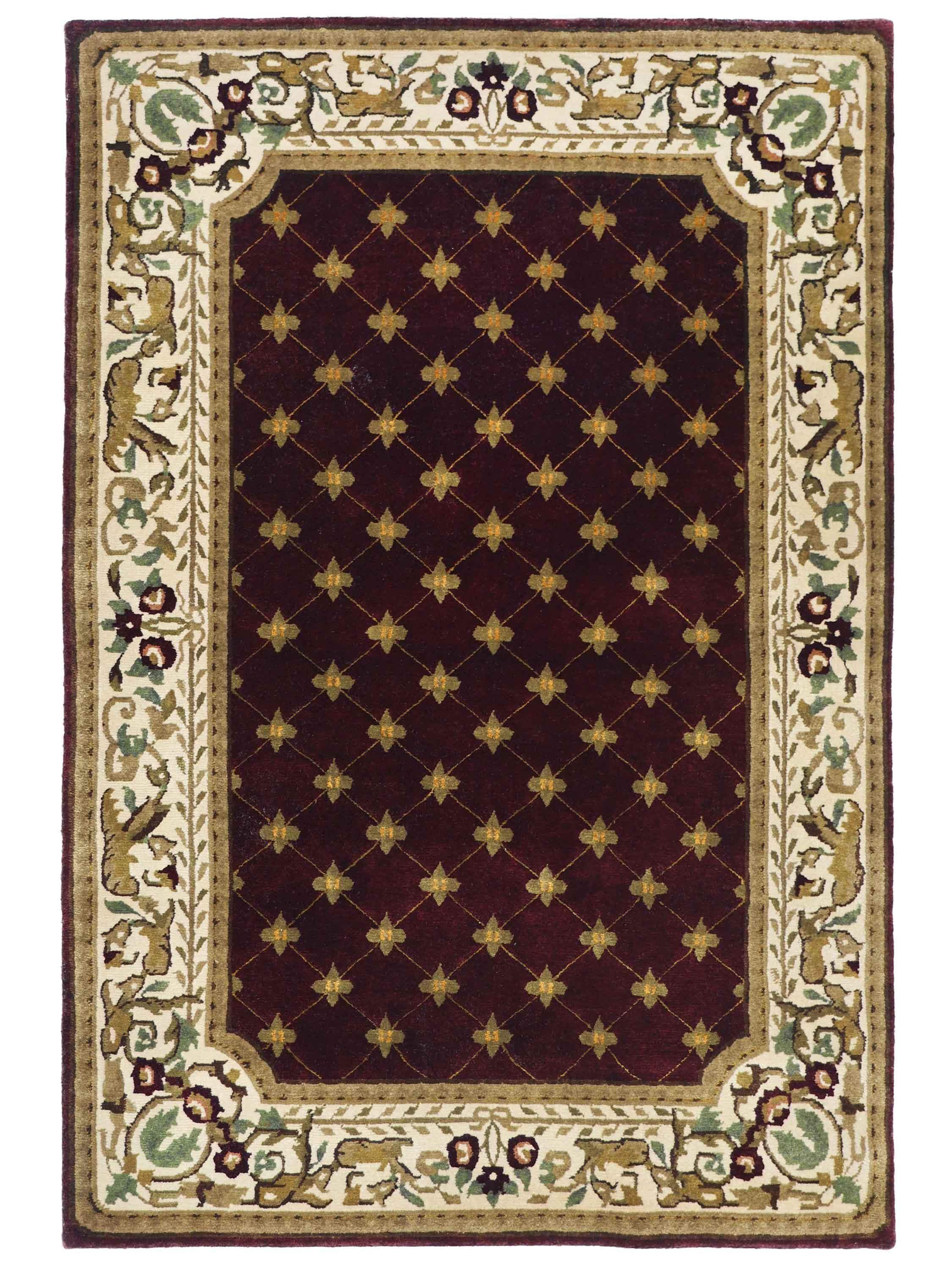 CAVELLE | FT 4' X 6' | TRADITIONAL RUGS | MAROON COLOR - Luxurify